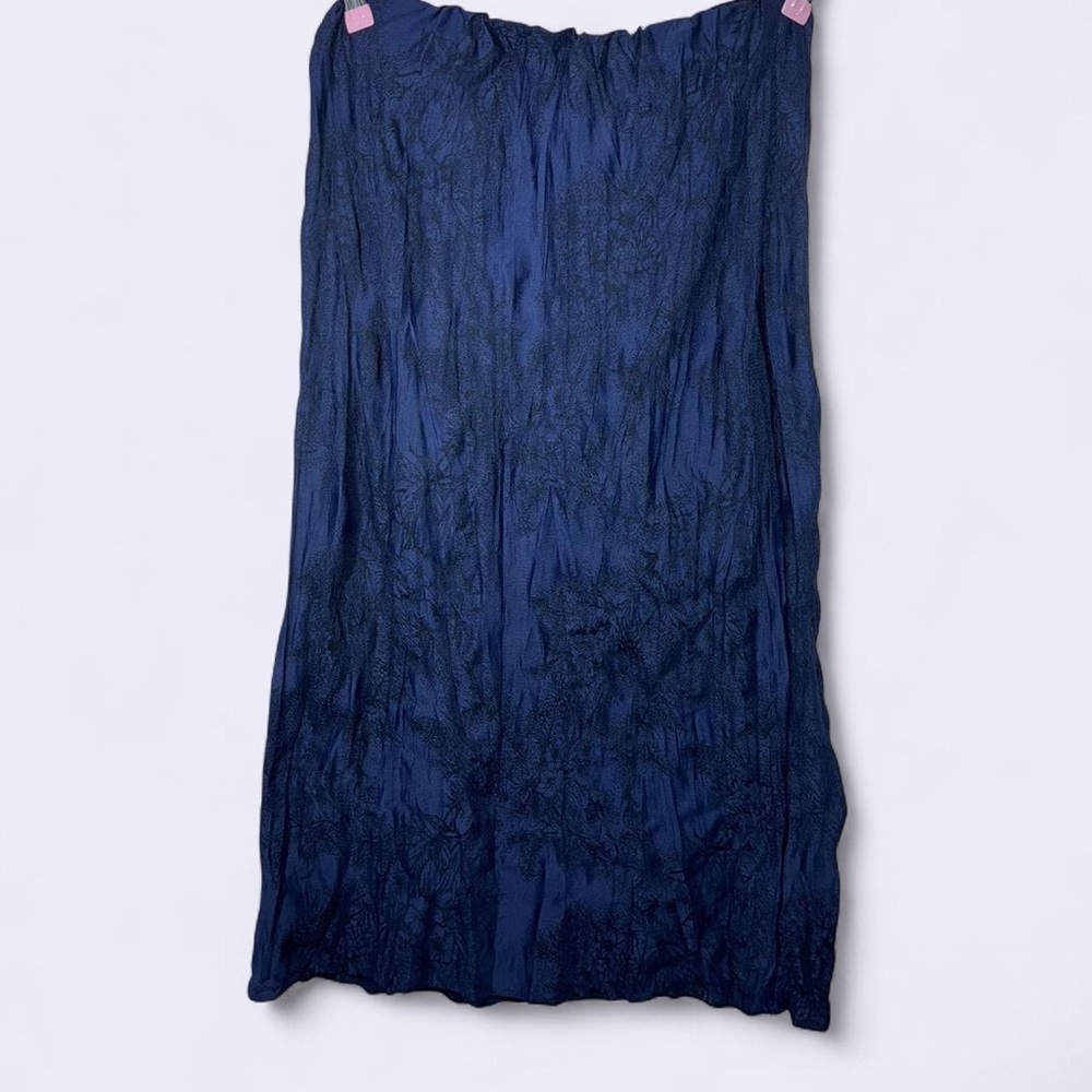 ZARA Crinkled Textured Navy Midi Skirt (Size L / US 10) - Picture 2 of 7